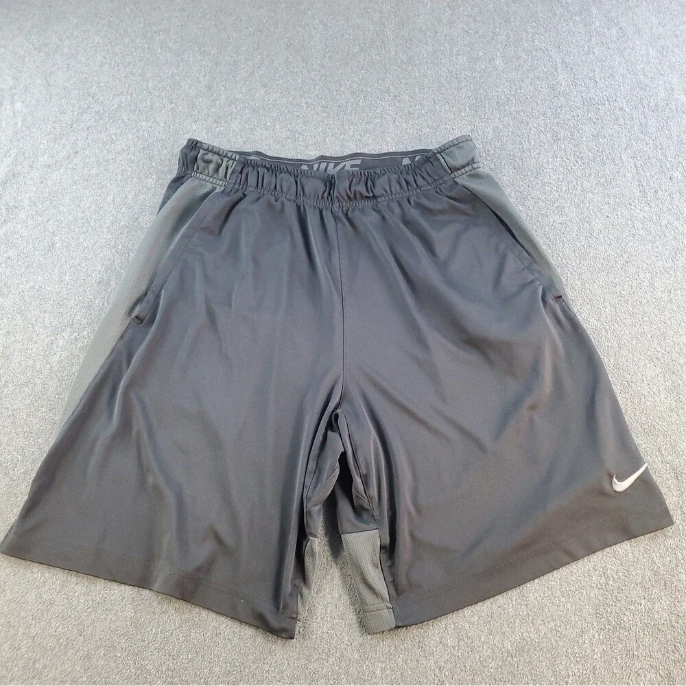 Nike Basketball Shorts Dri-Fit Black Mens Medium